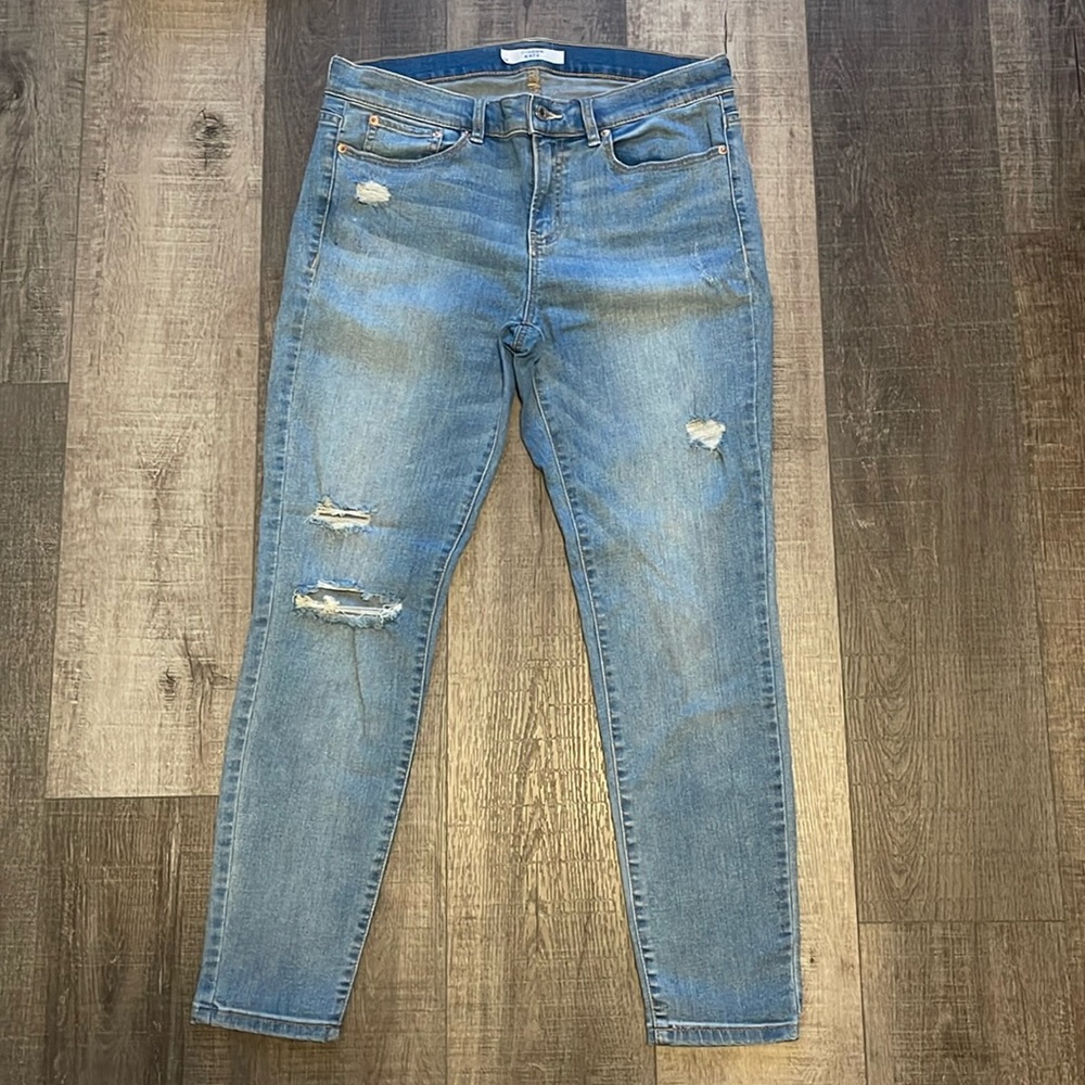 DYNAMITE JEANS